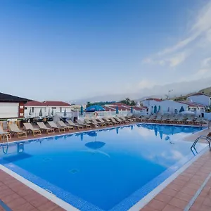 Tinerfe Garden 2* Costa Adeje (Tenerife)