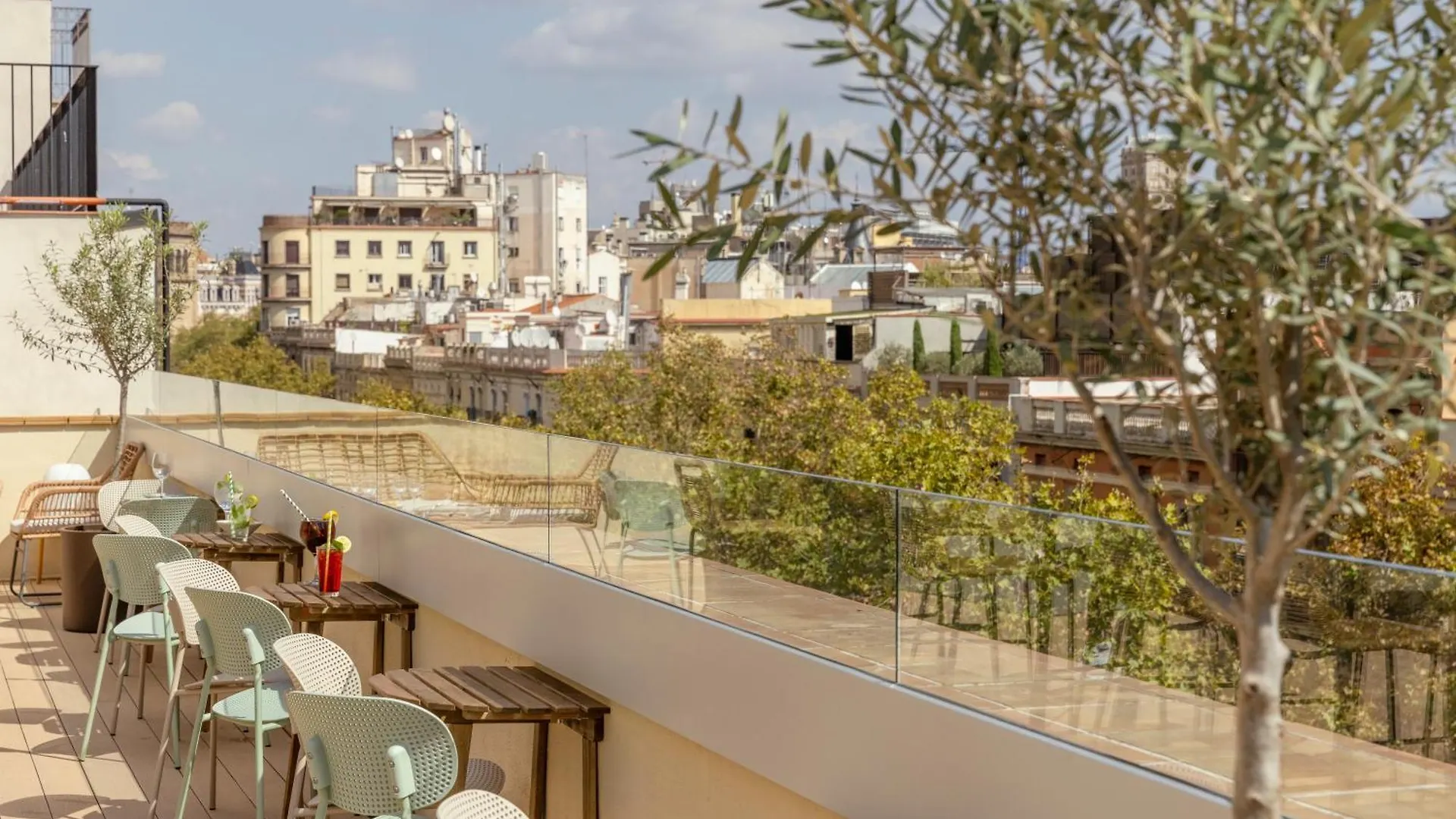 Libere Barcelona Sant Antoni Aparthotel