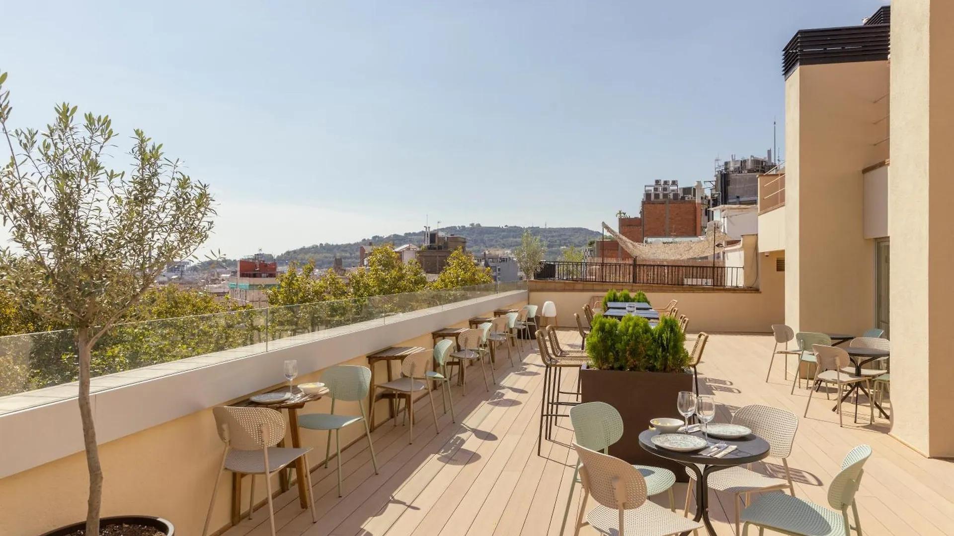 Libere Barcelona Sant Antoni Aparthotel